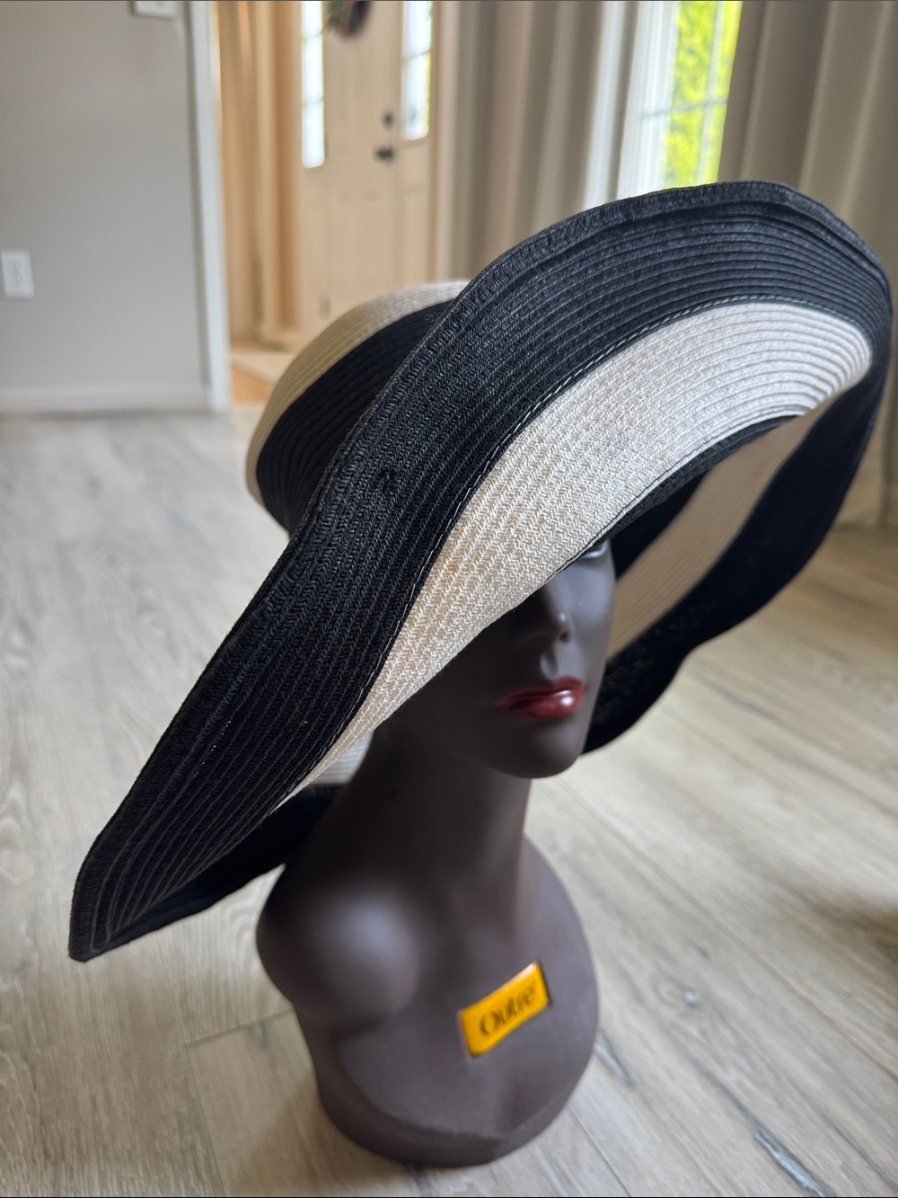 Black & White Wide Brim Sun Hat